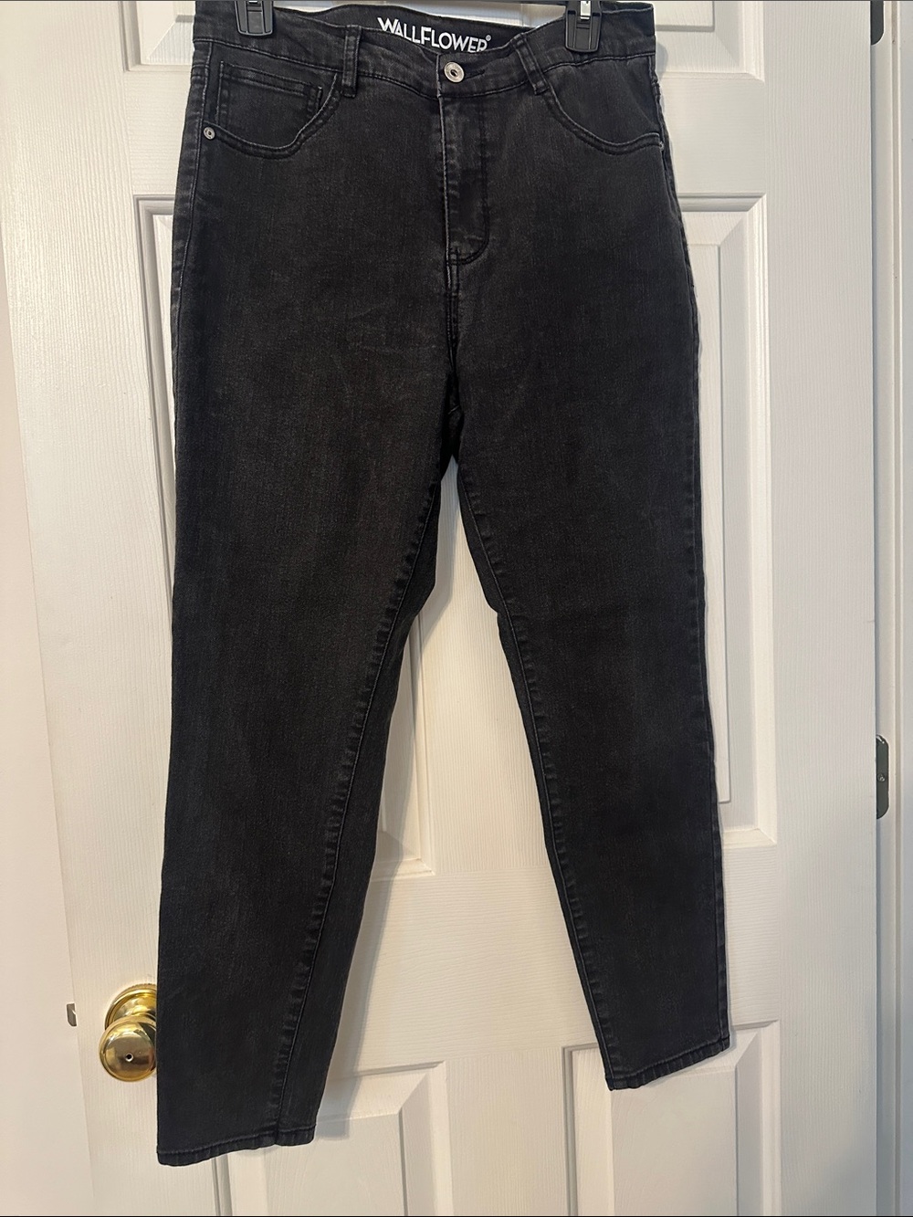 Wallflower Black High Rise Slim Tapered Jeans